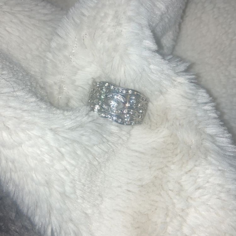 Multi Gemmed ring size 9